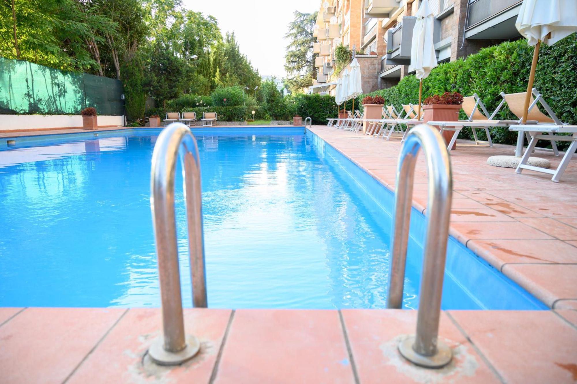 Laura Sweet Home Con Piscina Řím Exteriér fotografie