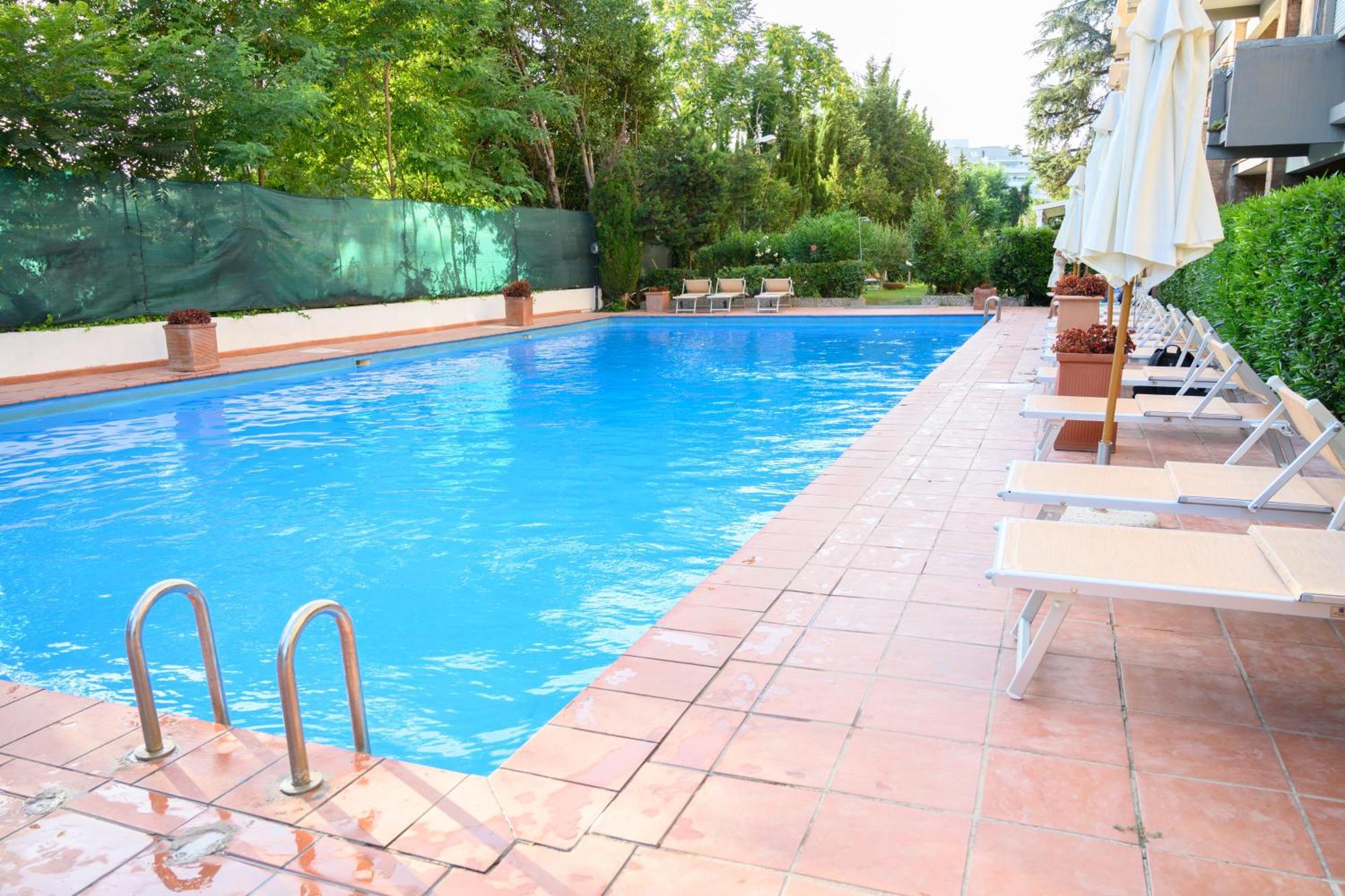 Laura Sweet Home Con Piscina Řím Exteriér fotografie